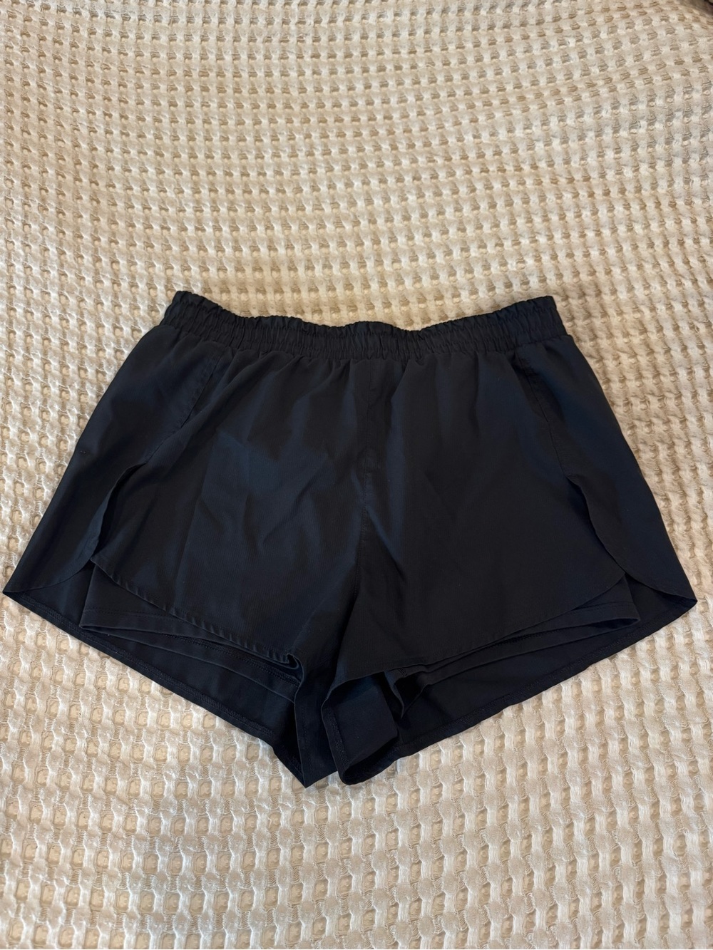 GIRLFRIEND COLLECTIVE Trail Shorts Women's Black M
